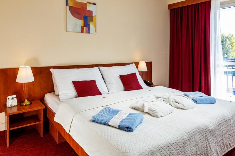 Hotel Senec Aqua Resort - Family Friendly Экстерьер фото