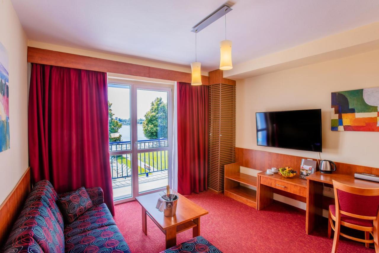 Hotel Senec Aqua Resort - Family Friendly Экстерьер фото