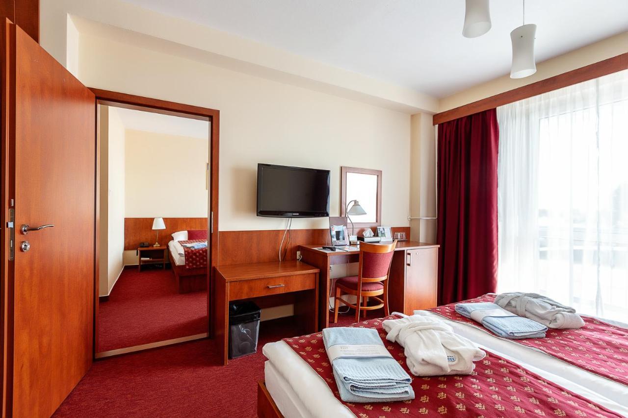 Hotel Senec Aqua Resort - Family Friendly Экстерьер фото